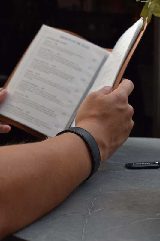 How to Connect Payment to Your Astari Contactless Payment Wearable