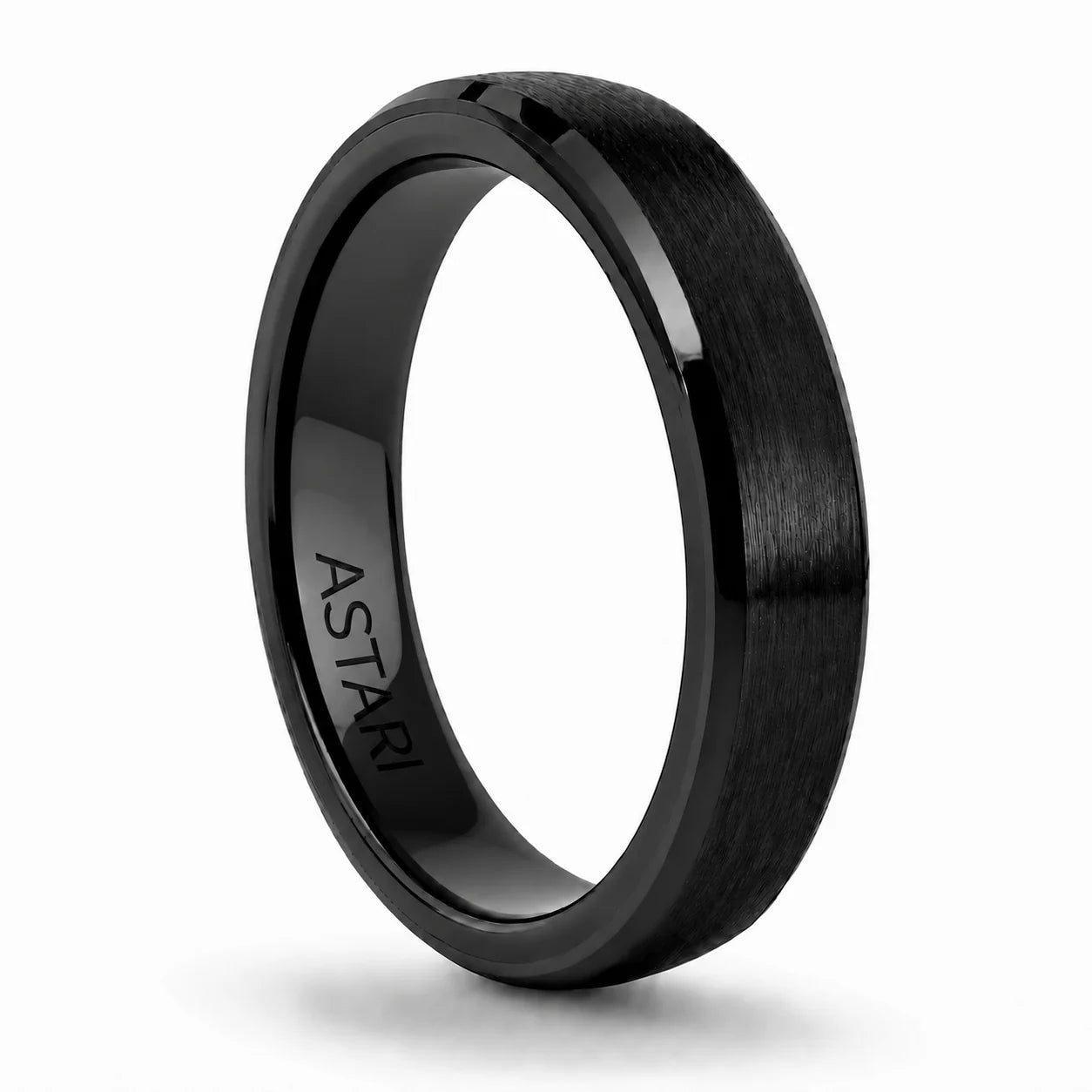 Contactless payment ring made from ceramic with minimalist design