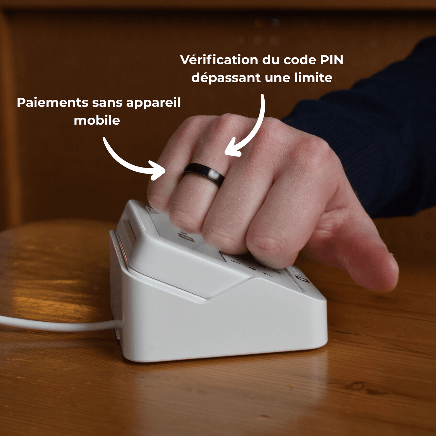 Bague de paiement en céramique noire | Atlantis